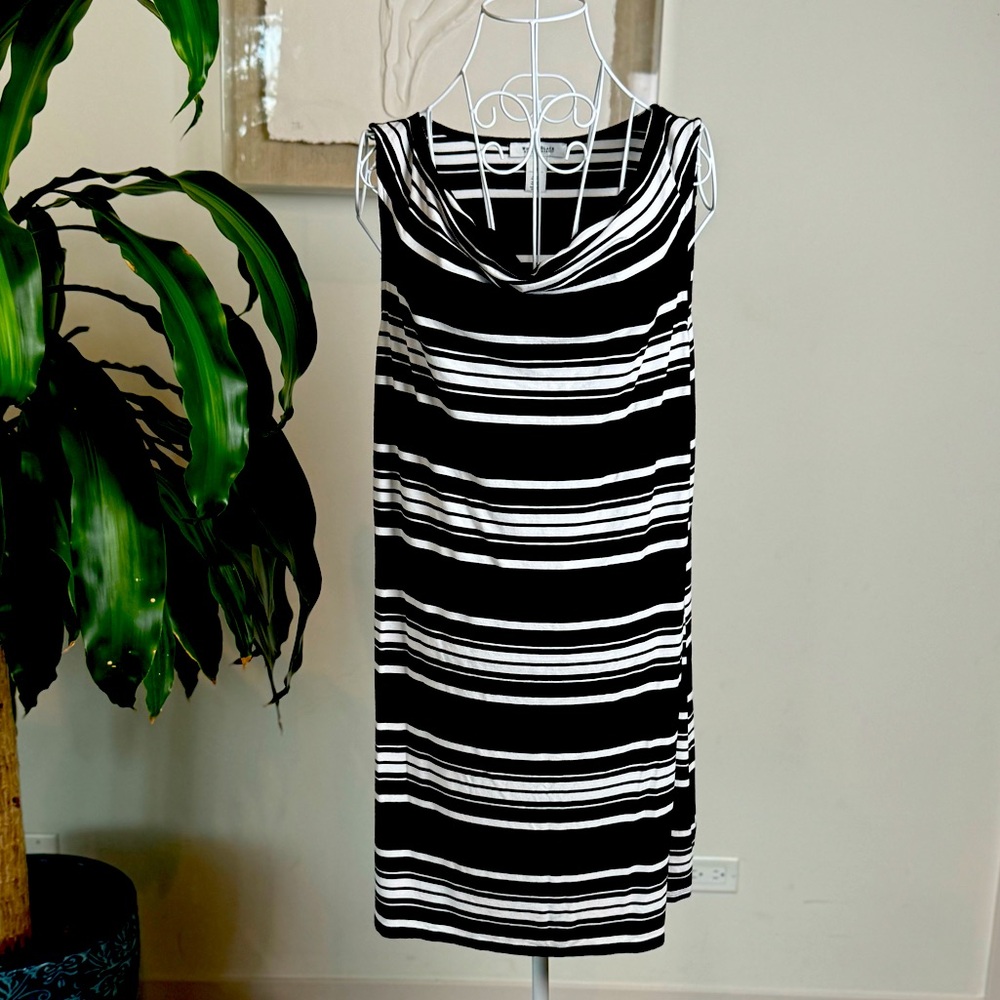White House Black Market MIDI Dress XL Black and White Color